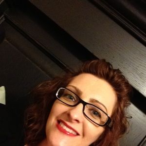 Meet your Posher, Janelle